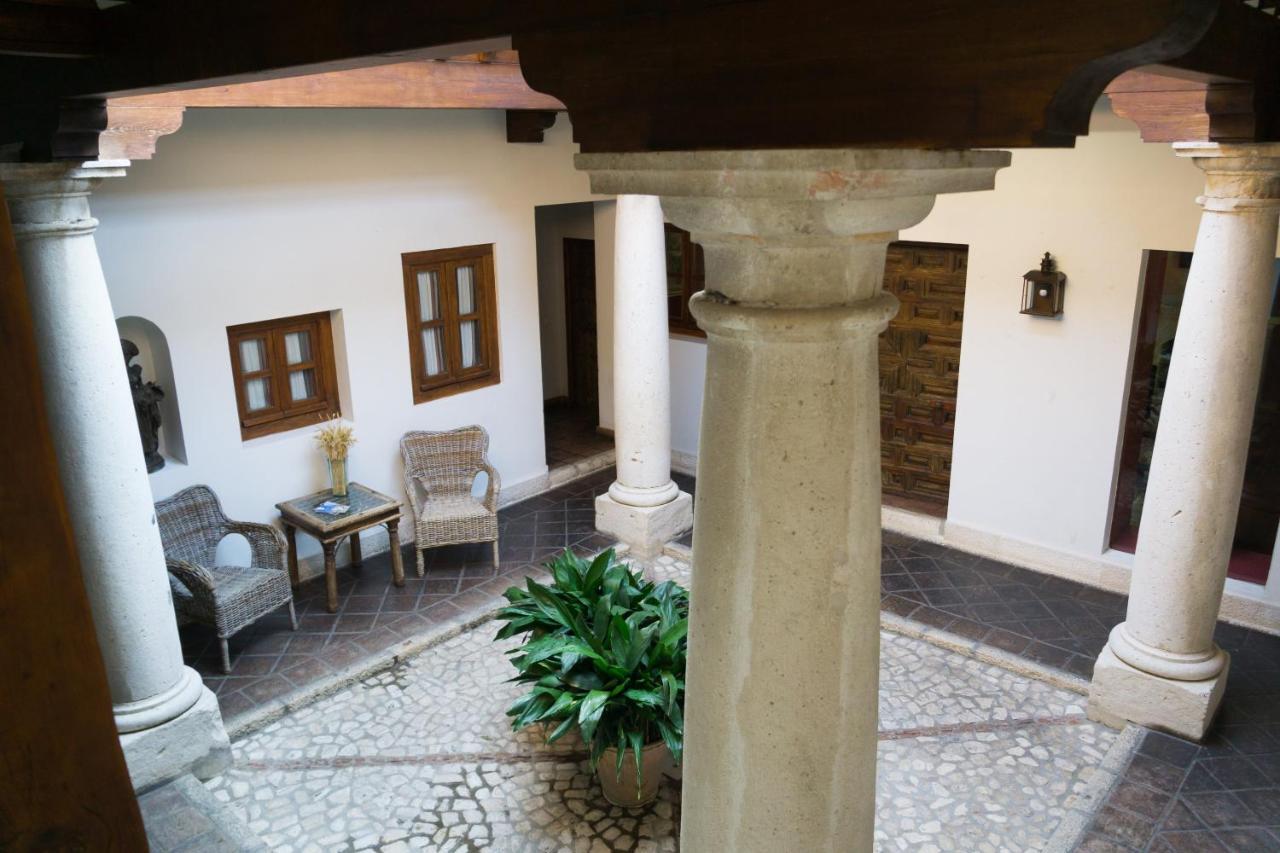 La Casa Del Tio Luis Villa *